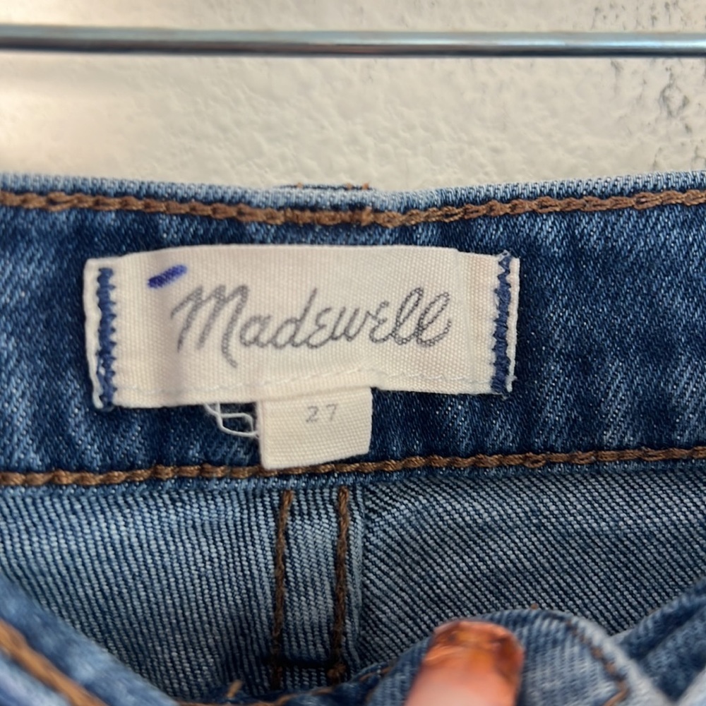 Madewell High Rise Taper Leg Jeans. Size 27 - Picture 6 of 11